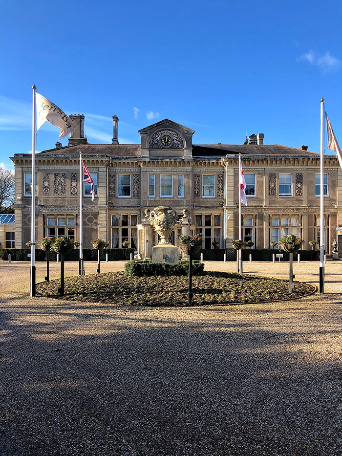 down hall hotel & Spa